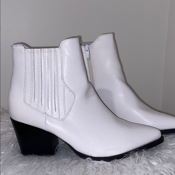White NastyGal booties - Picture 1 of 2